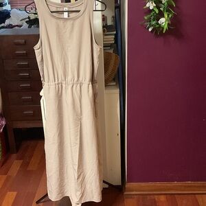 Elegant Tan Sleeveless Dress